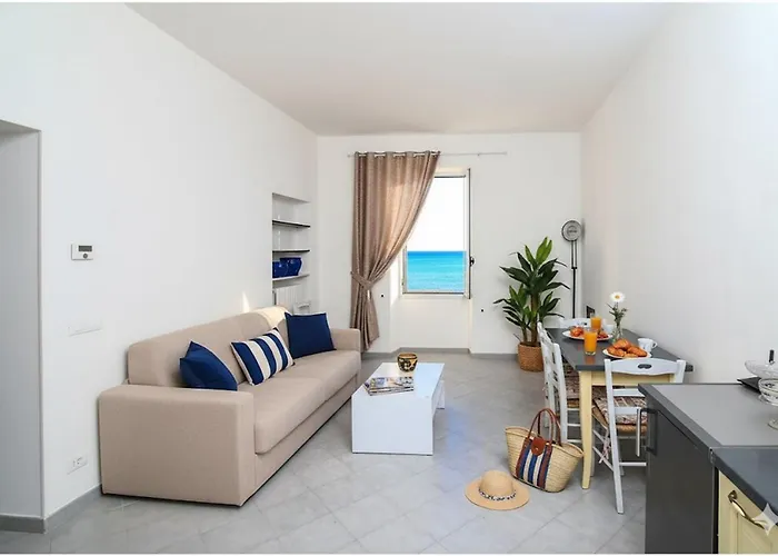 Casa Baia Salata 2 * Imperia